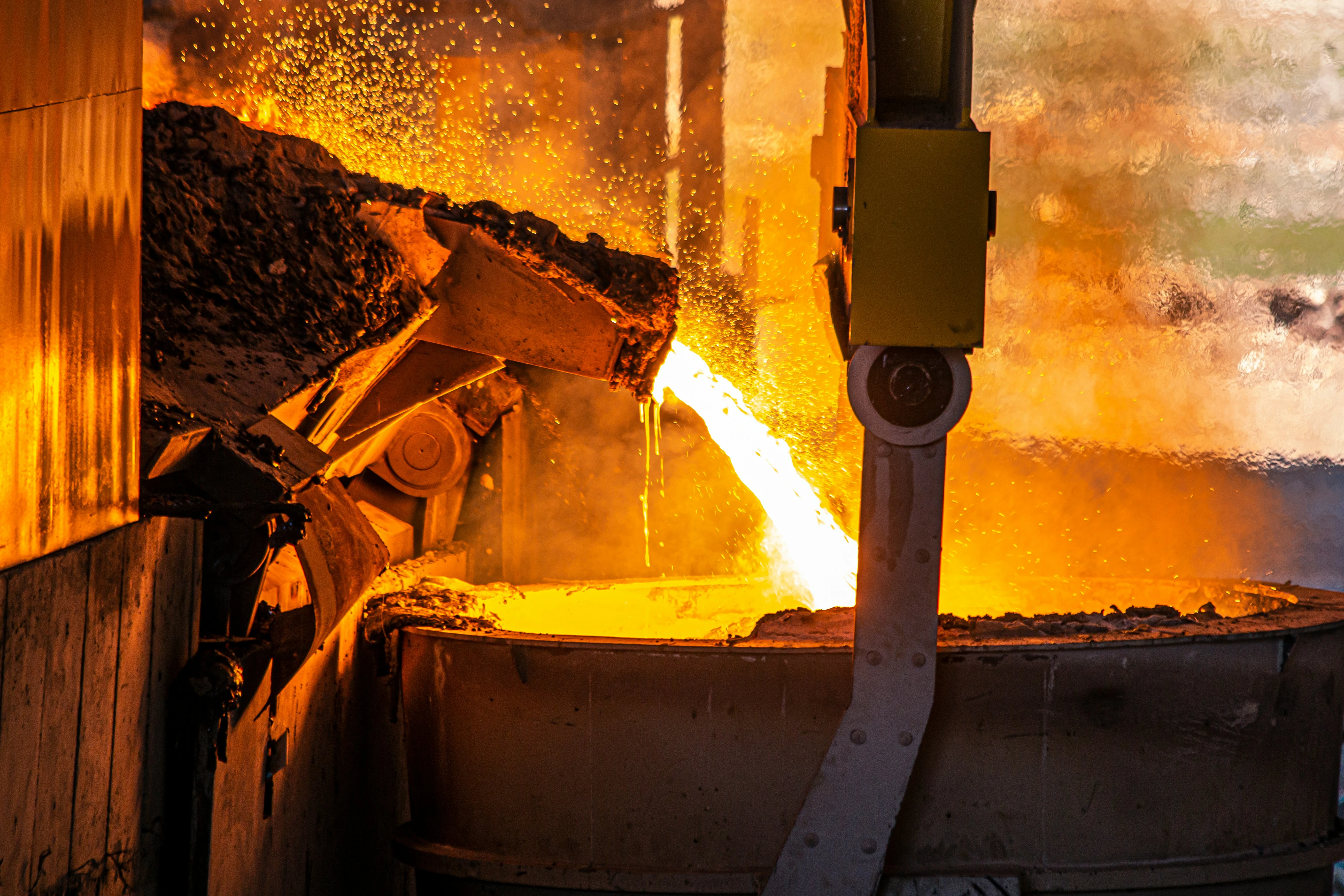 Molten steel forming process